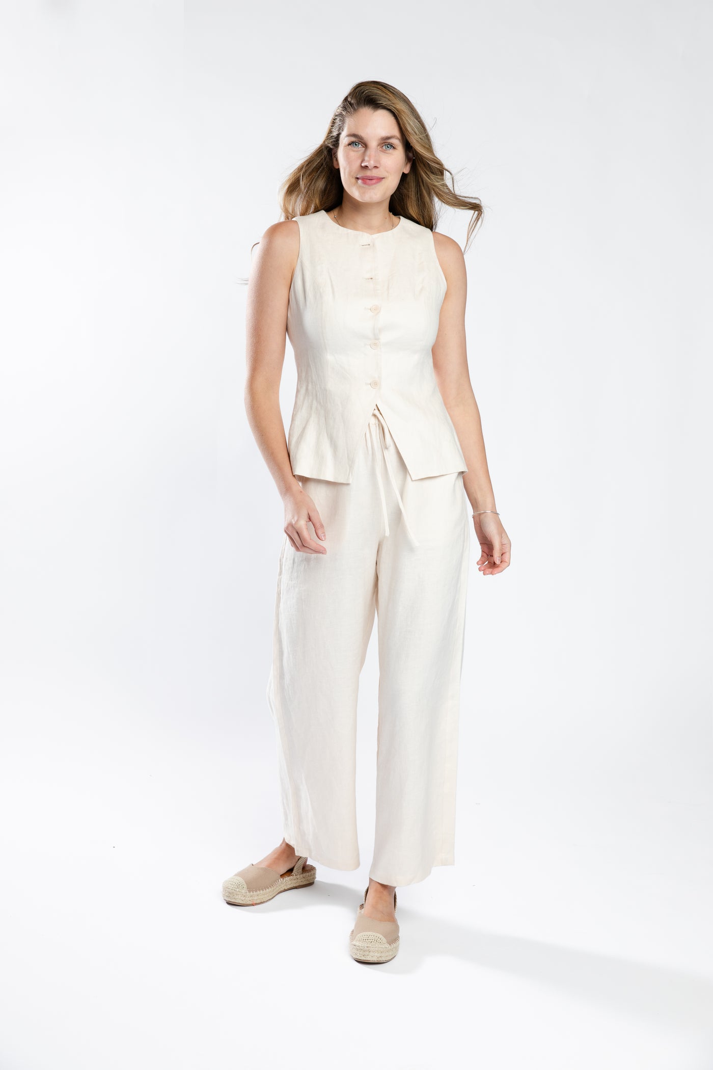 The Chloe Linen Vest | Sand