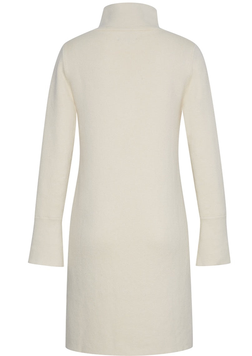 Laura sweaters shop